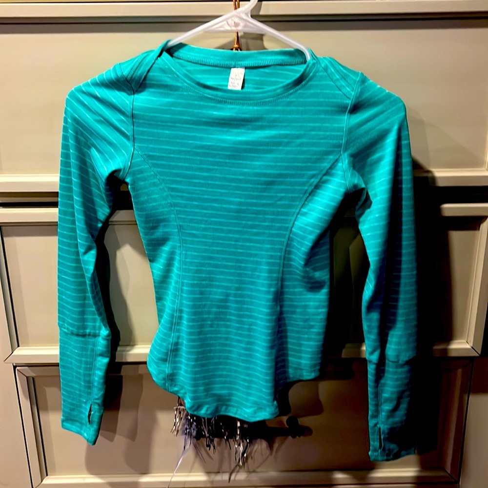 Soft really comfortable skinny shirt